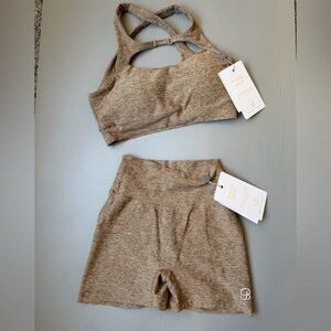 Bombshell Sportswear Pop Pocket Shorts (S) and 2Way Sports Bra Set (M) Caramel
